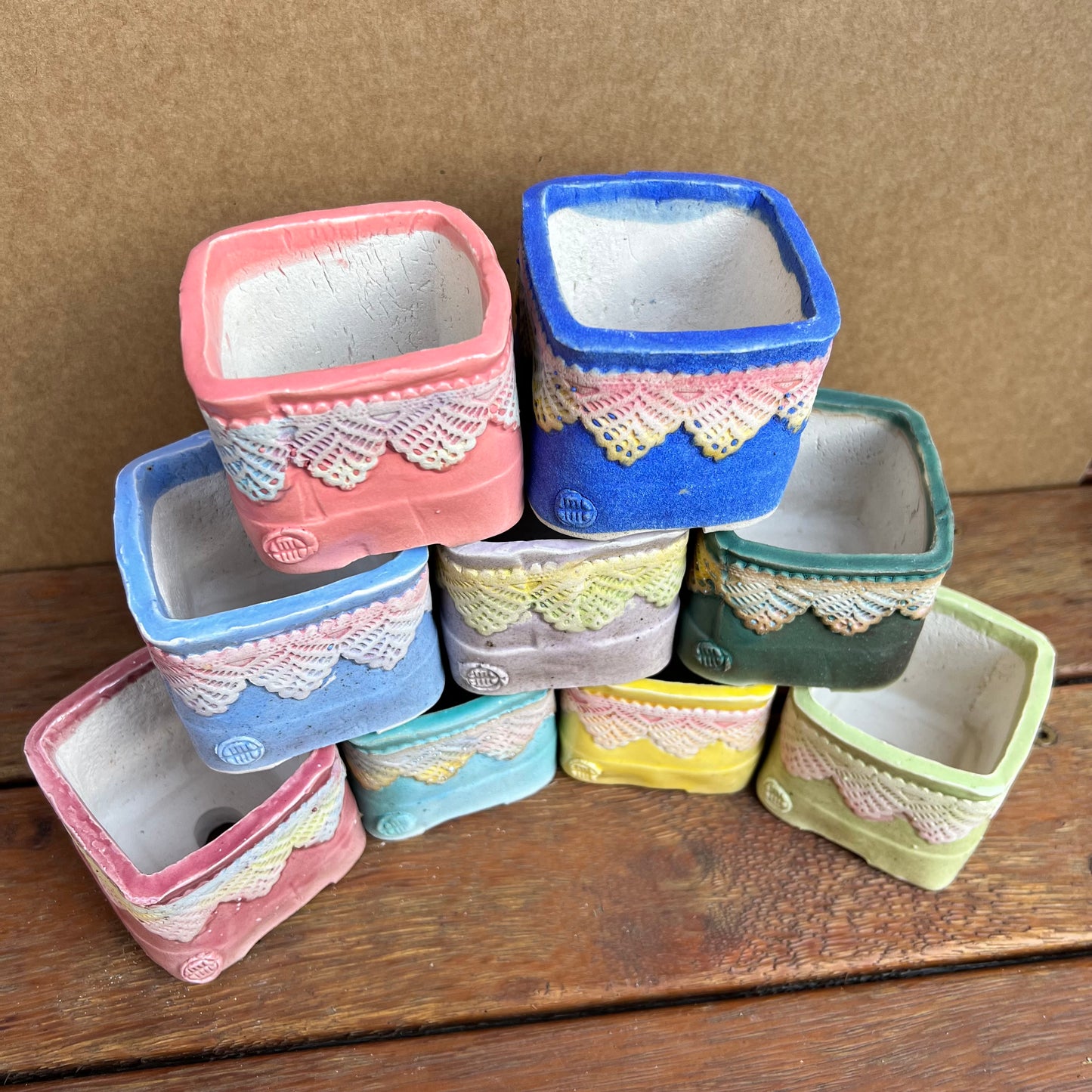[YIXI] 6cm Square 'Lace'