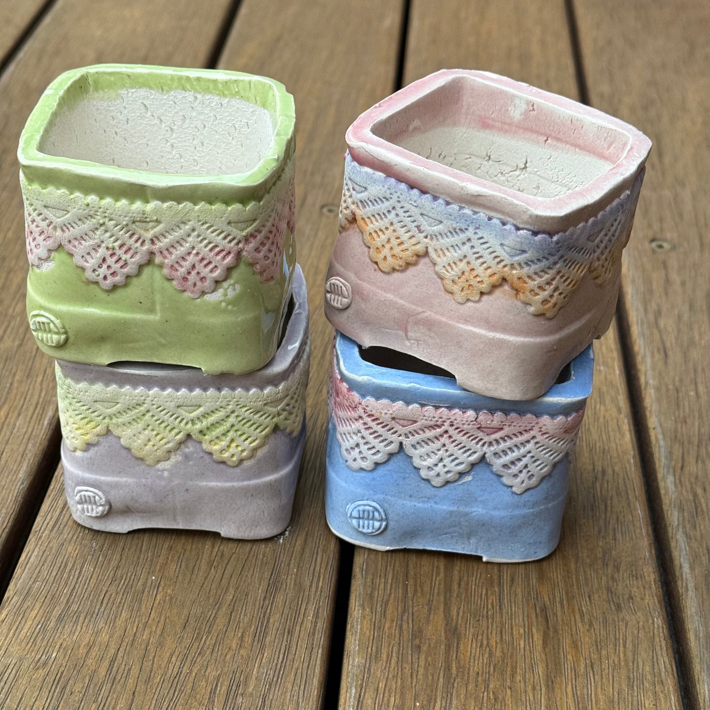 [YIXI] 6cm Square 'Lace'